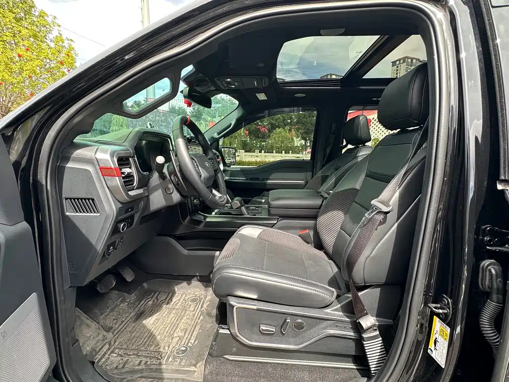 Ford F-150 Raptor — миниатюра 4