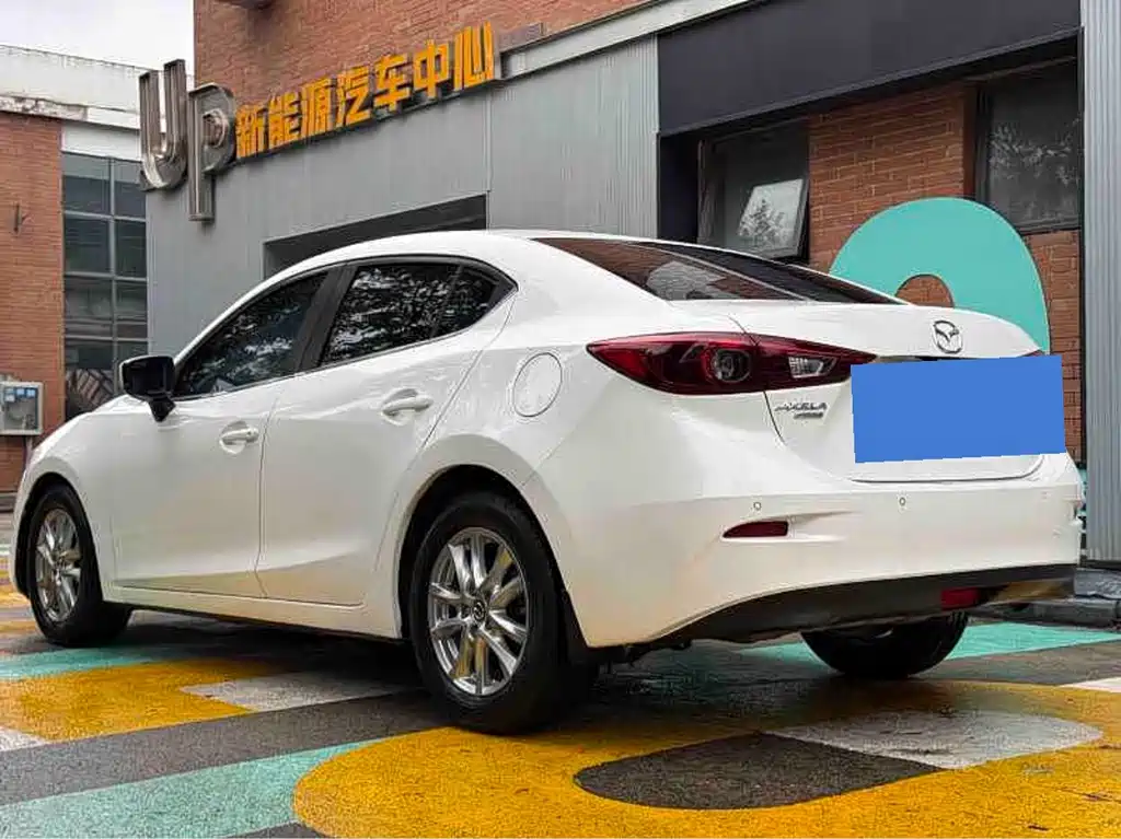 Mazda 3 Axela — миниатюра 14