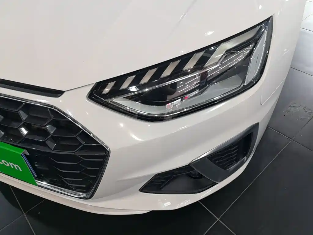 Audi A4L — миниатюра 24
