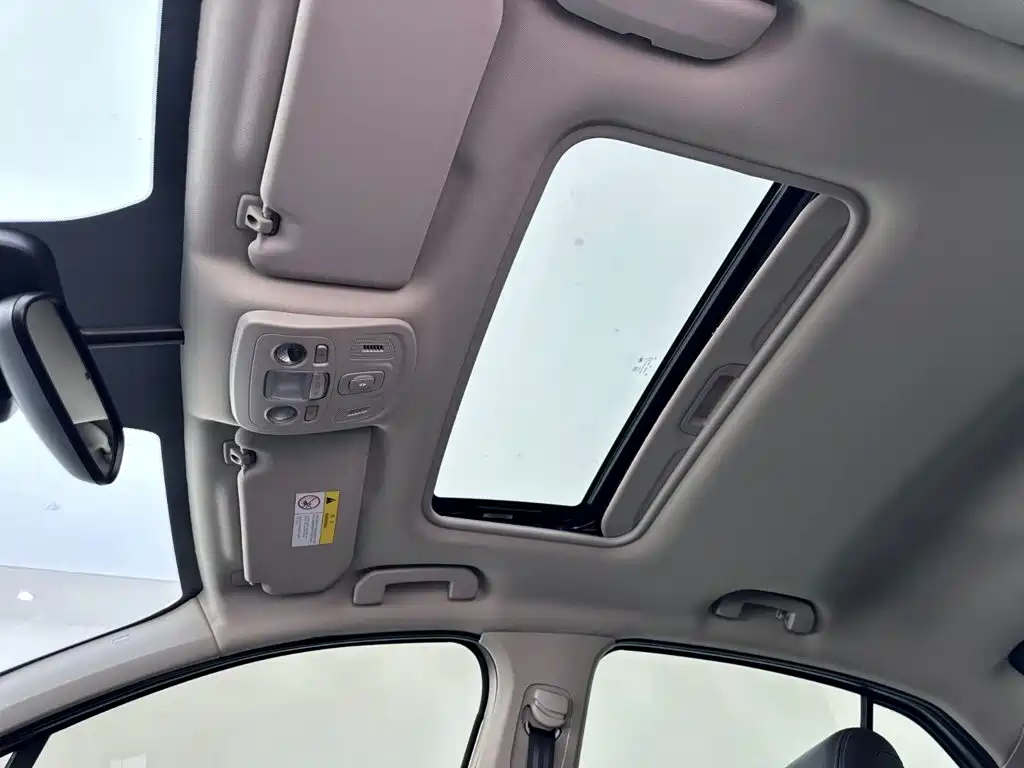 Citroen C4L — миниатюра 22