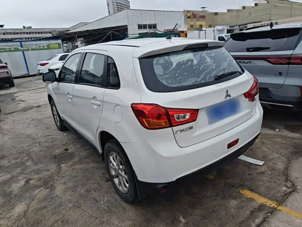 Mitsubishi ASX — миниатюра 5