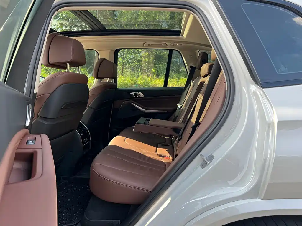 BMW X5 (Import) — миниатюра 13