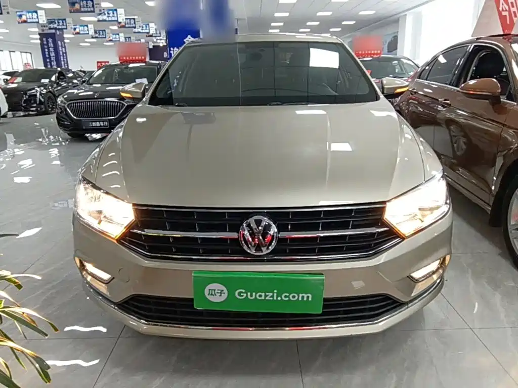 Volkswagen Bora — миниатюра 3