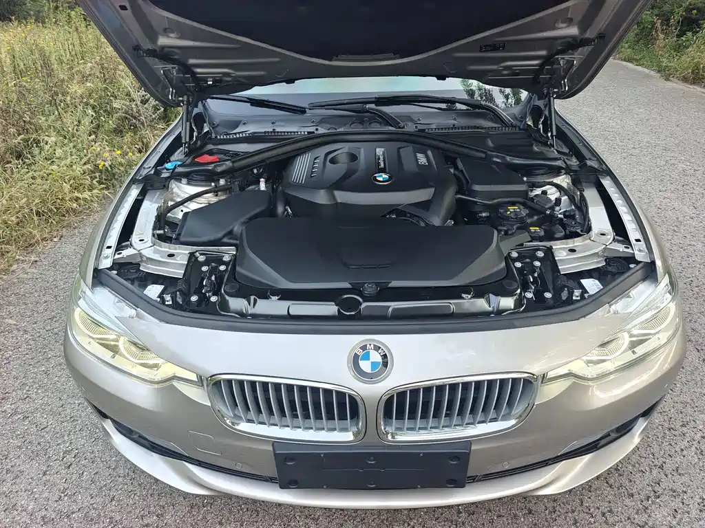 BMW 3 Series — миниатюра 21