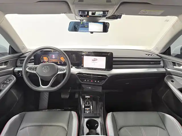 Volkswagen Lamando — миниатюра 10