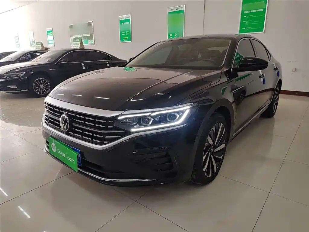 Volkswagen Passat 2023