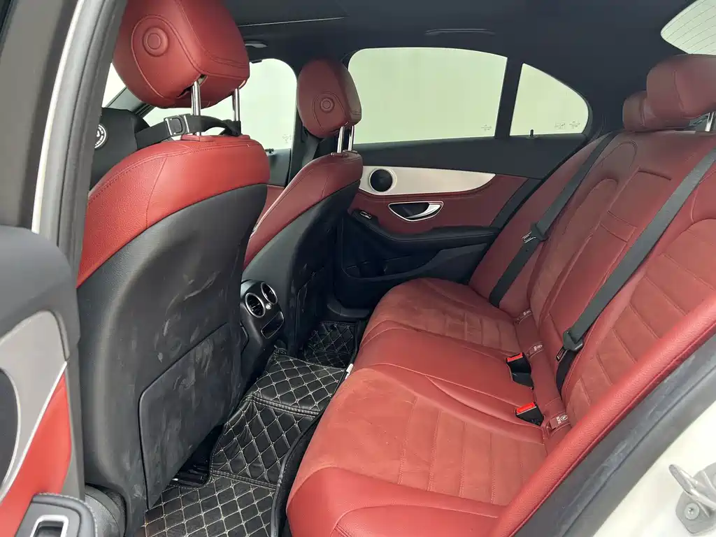 Mercedes-Benz C-Class — миниатюра 9