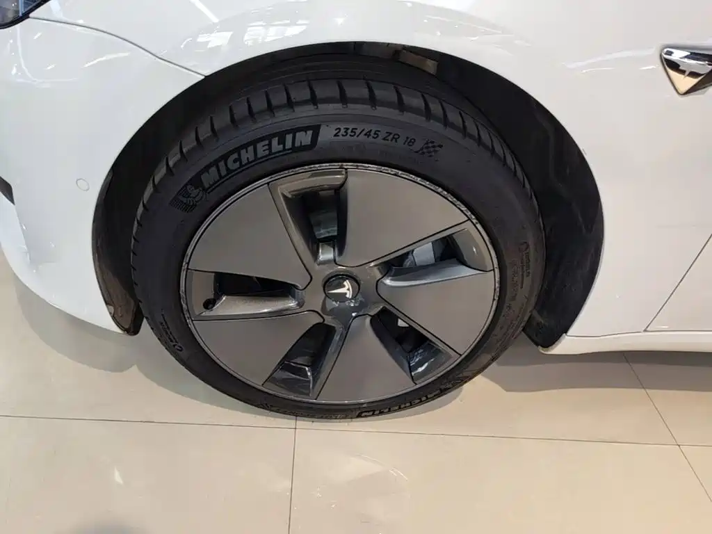 Tesla Model 3 — фотографии объявления, Фото 23