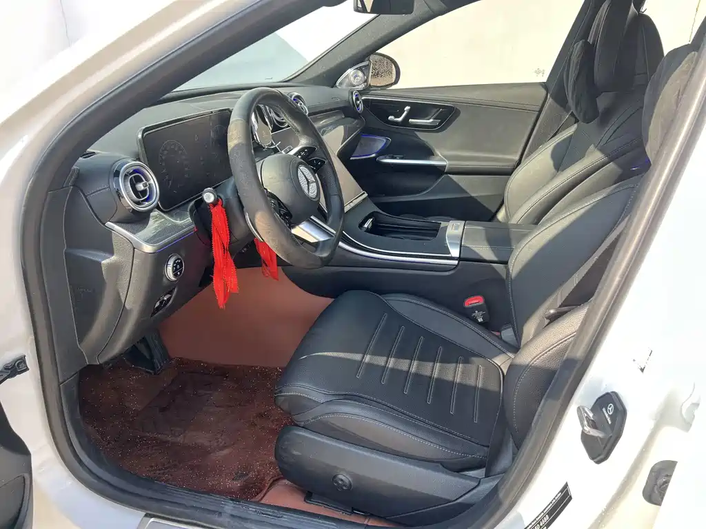 Mercedes-Benz C-Class — миниатюра 5