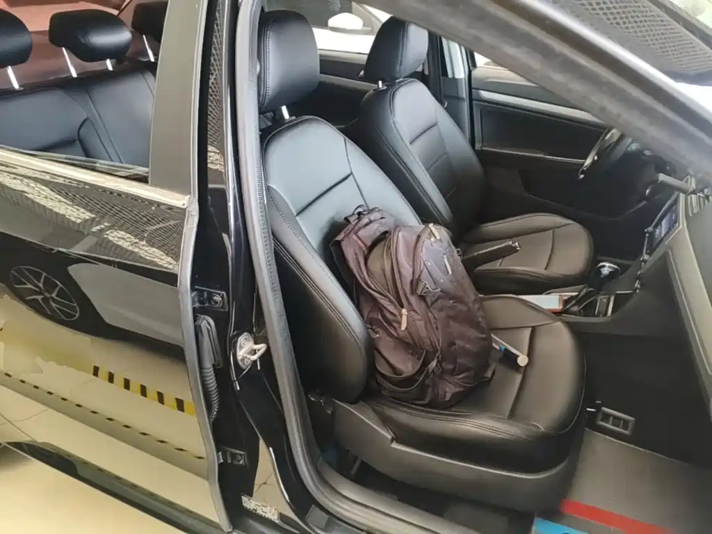 Volkswagen Lavida — миниатюра 25