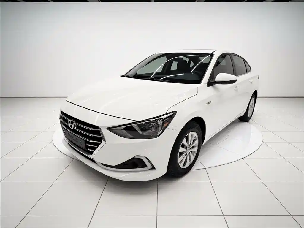Hyundai Elantra 2020