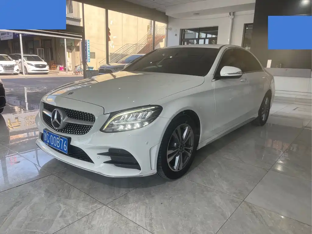 Mercedes-Benz C-Class 2019