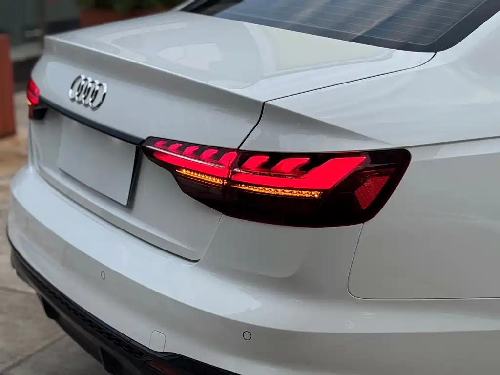 Audi A4L — миниатюра 18