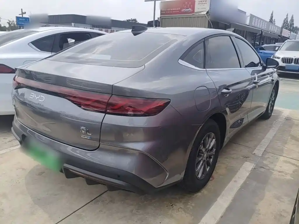BYD Qin L L 2025 DM-i Smart Drive 80KM Lead
