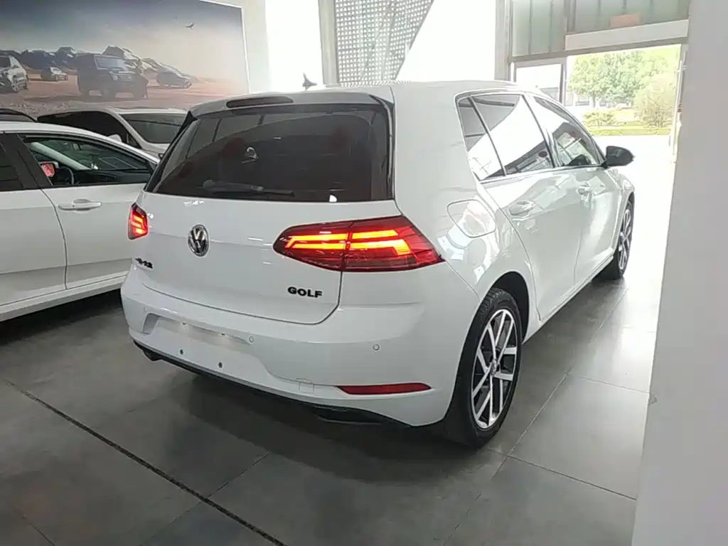 Volkswagen Golf — миниатюра 7
