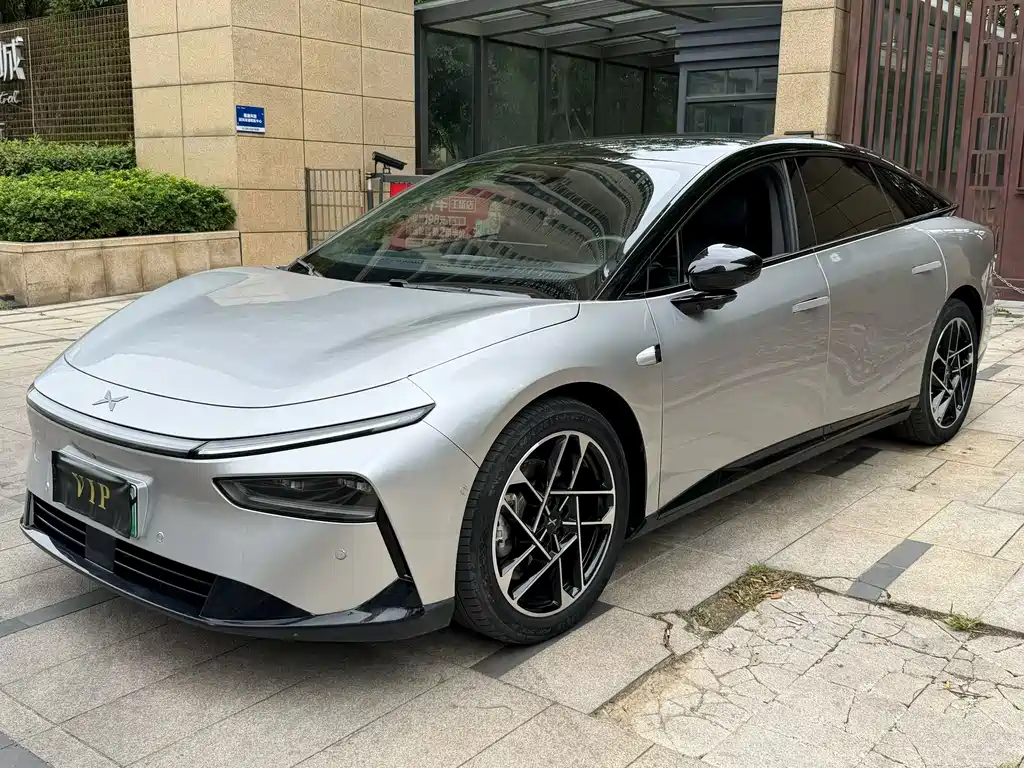 XPeng P7+