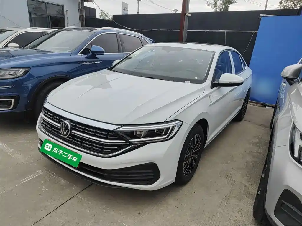 Volkswagen Sagitar 2025 200TSI DSG