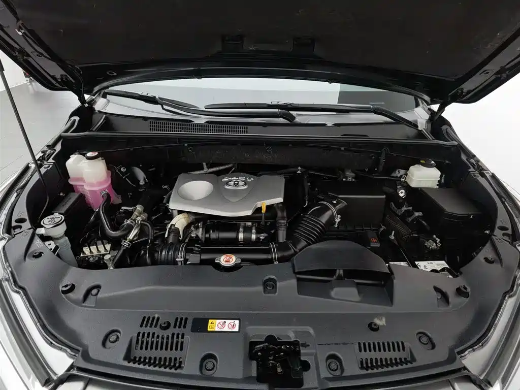 Toyota Highlander 2021 2.0T Luxury 7 мест