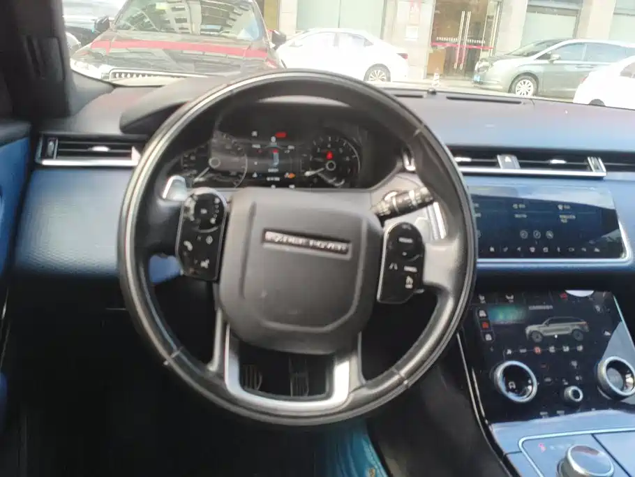 Land Rover Velar — миниатюра 15
