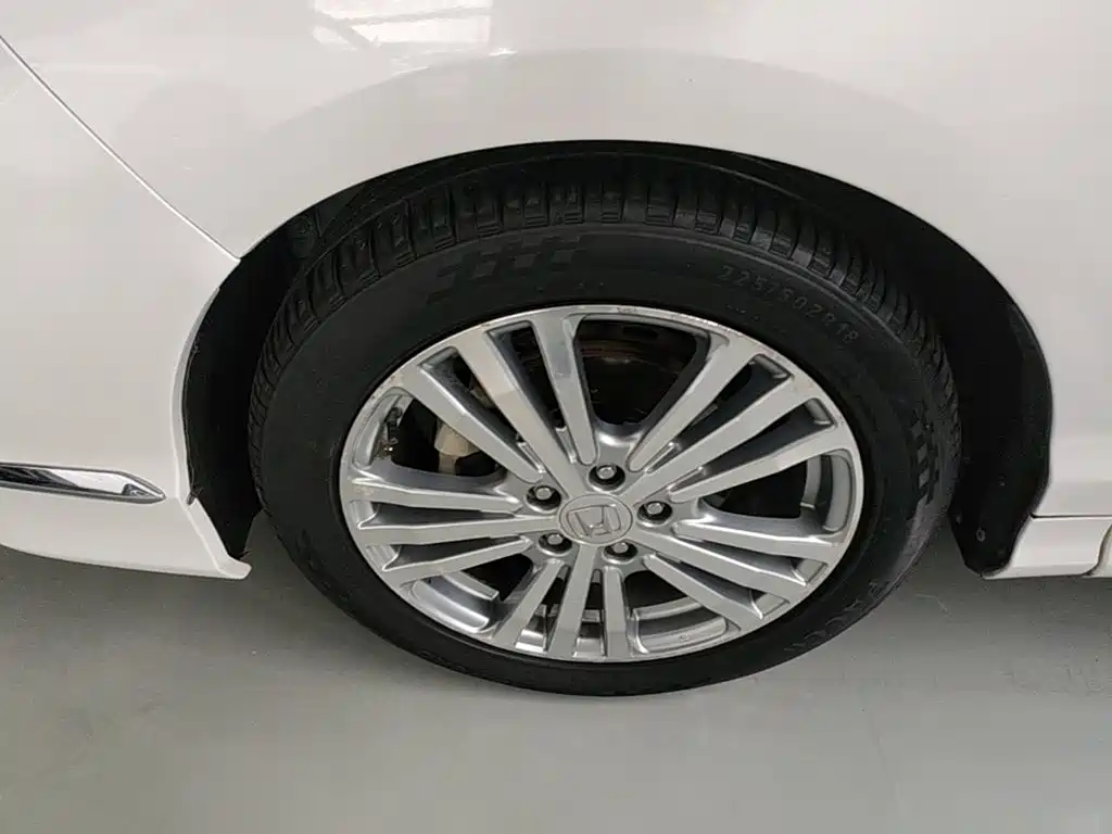 Honda Elysion — миниатюра 23