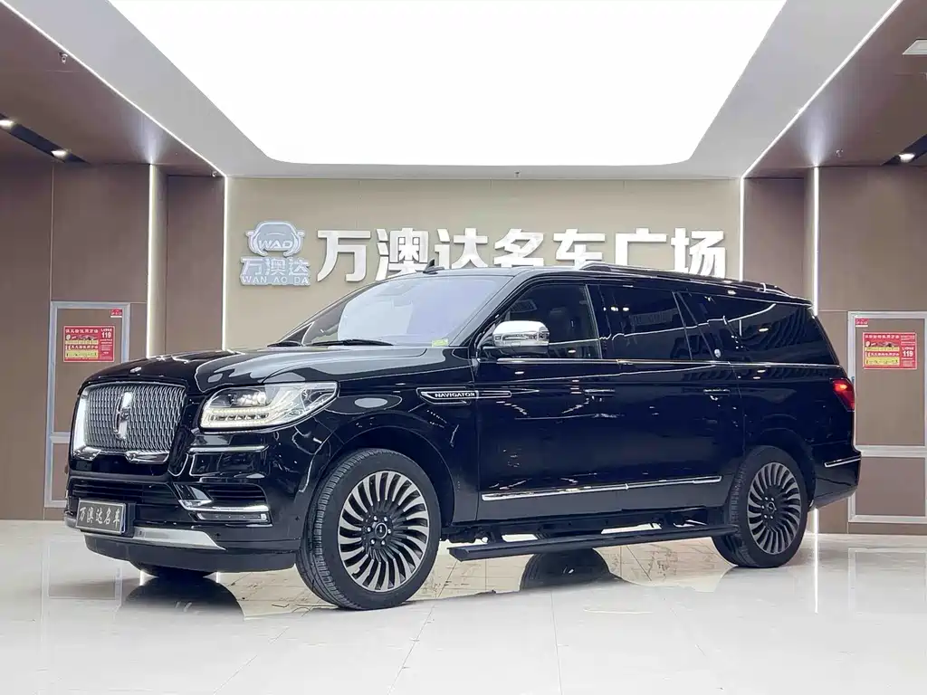 Купить Lincoln Navigator