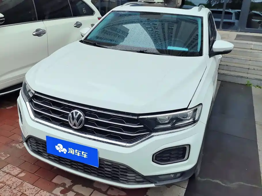 Volkswagen T-Roc — миниатюра 2