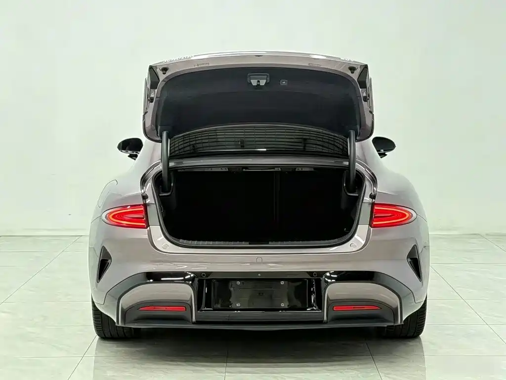 Xiaomi SU7 — миниатюра 19
