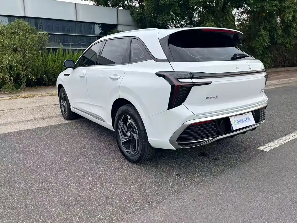 Hongqi Hongqi HS3 — миниатюра 3