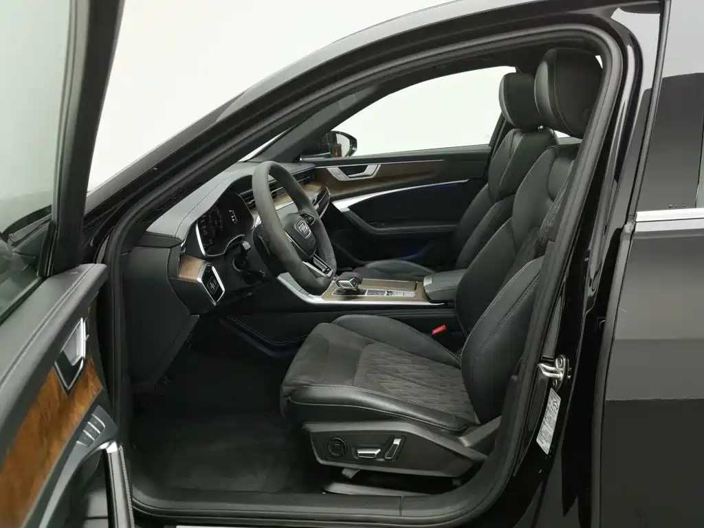 Audi A6L — миниатюра 10