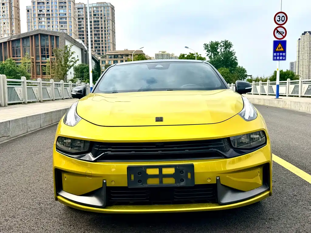 Lynk & Co 03 — миниатюра 2