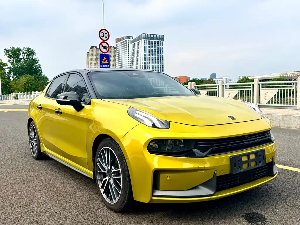 Lynk & Co 03 — миниатюра 3