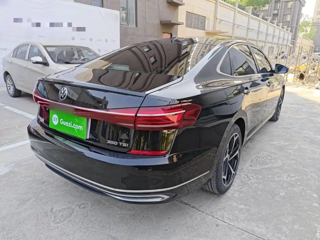 Volkswagen Passat — миниатюра 7
