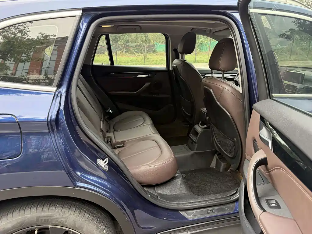 BMW X1 — миниатюра 13