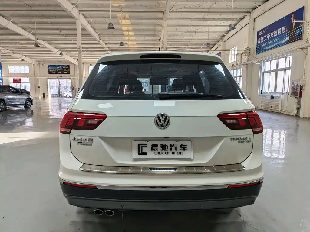 Volkswagen Tiguan L — миниатюра 5