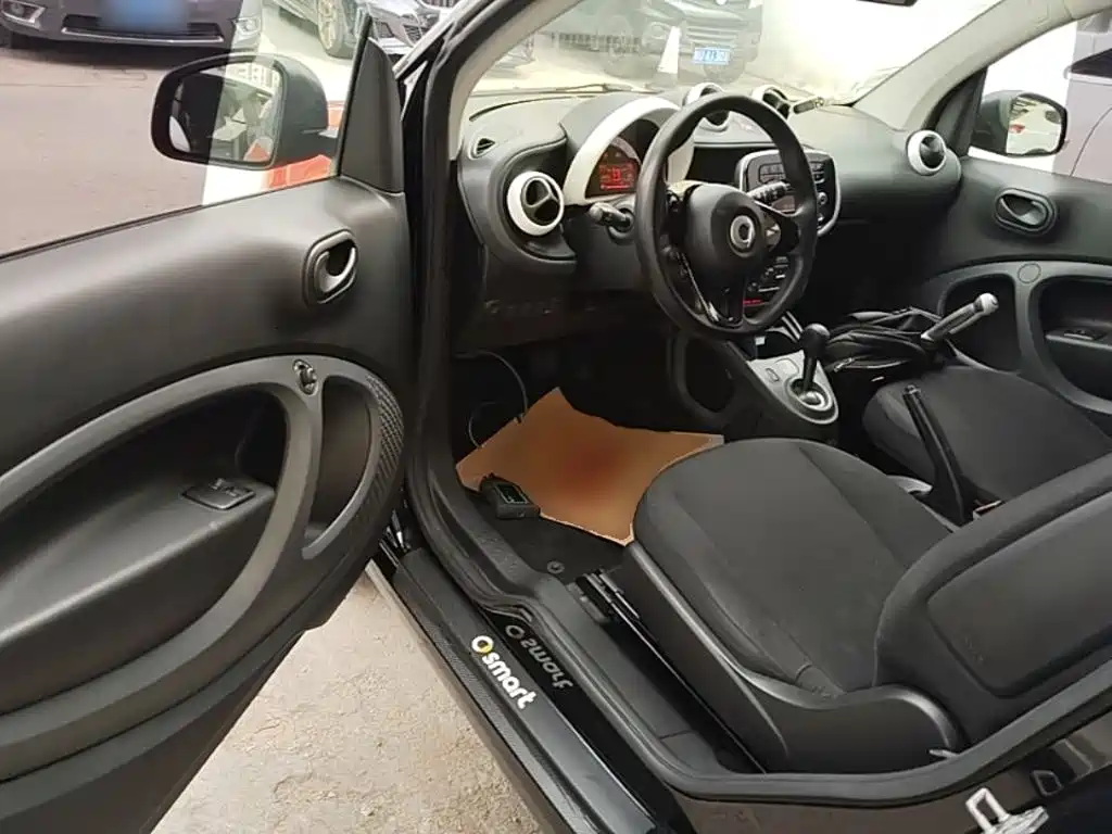 smart Smart Fortwo — миниатюра 16