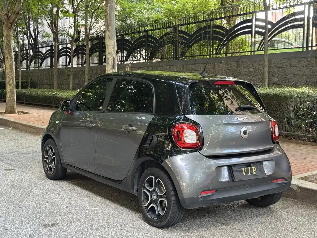 smart Smart Forfour — миниатюра 9
