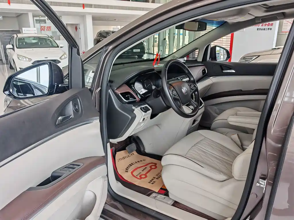 Buick GL8 — миниатюра 4