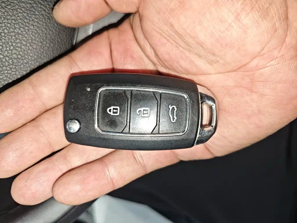 Kia K2 — миниатюра 9