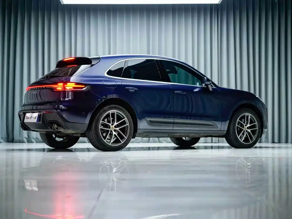 Porsche Macan — миниатюра 10
