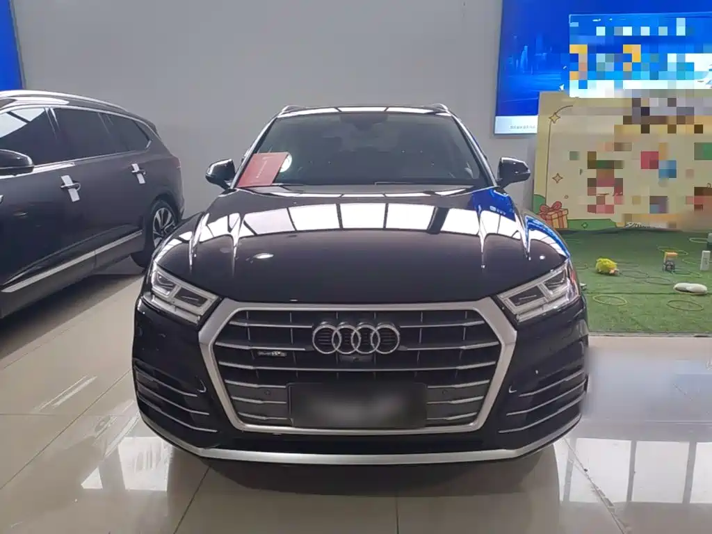 Audi Q5L — миниатюра 3