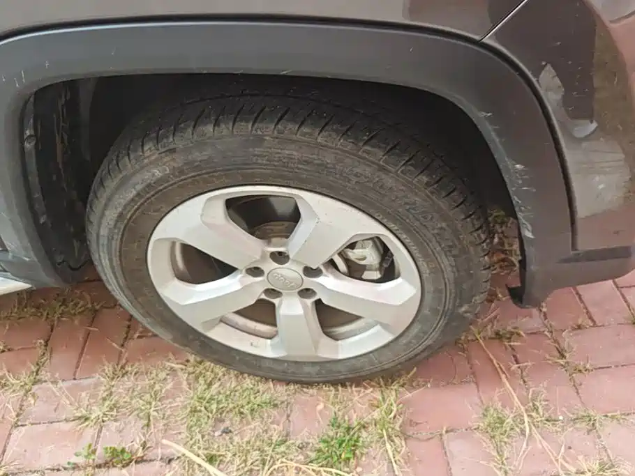 Jeep Compass — миниатюра 6