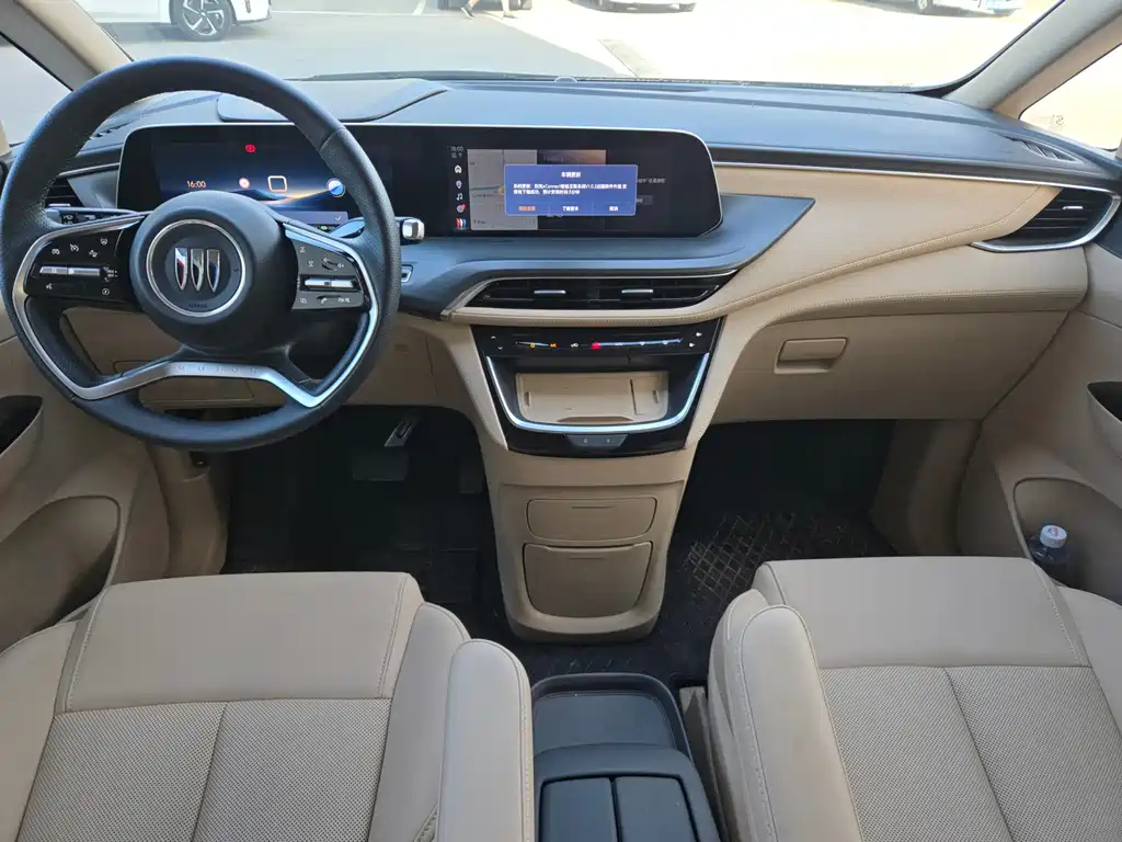 Buick GL8 Hybrid — миниатюра 7