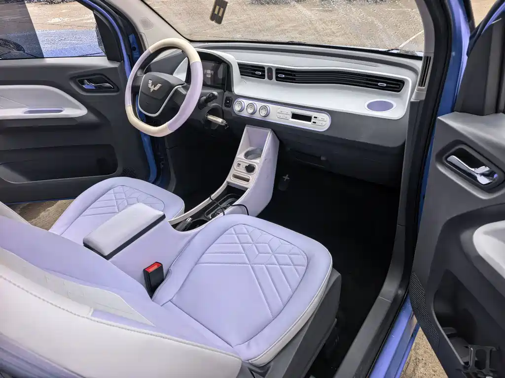 Wuling MINIEV — миниатюра 8