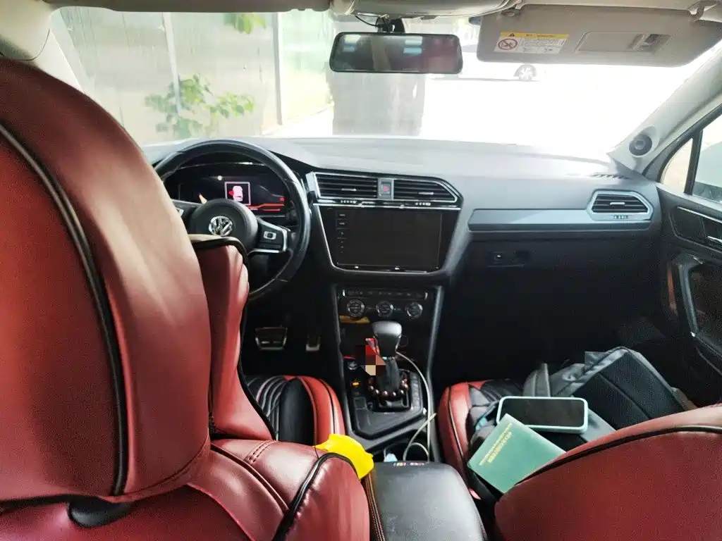 Volkswagen Tiguan L — миниатюра 19