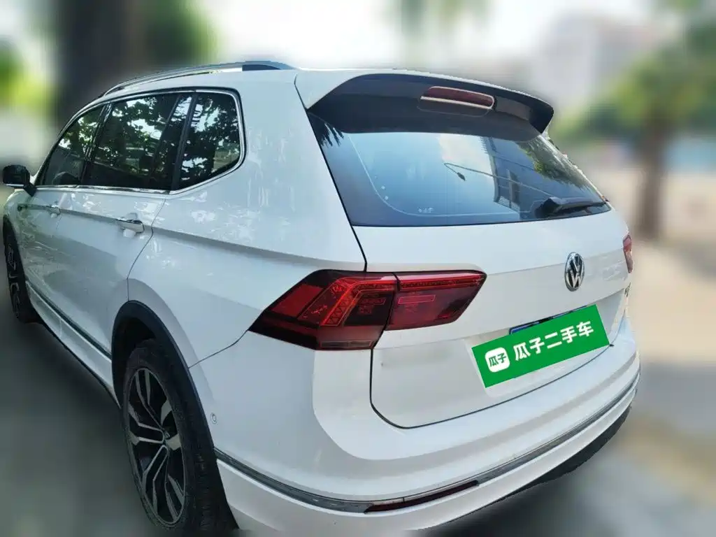 Volkswagen Tiguan L — миниатюра 4