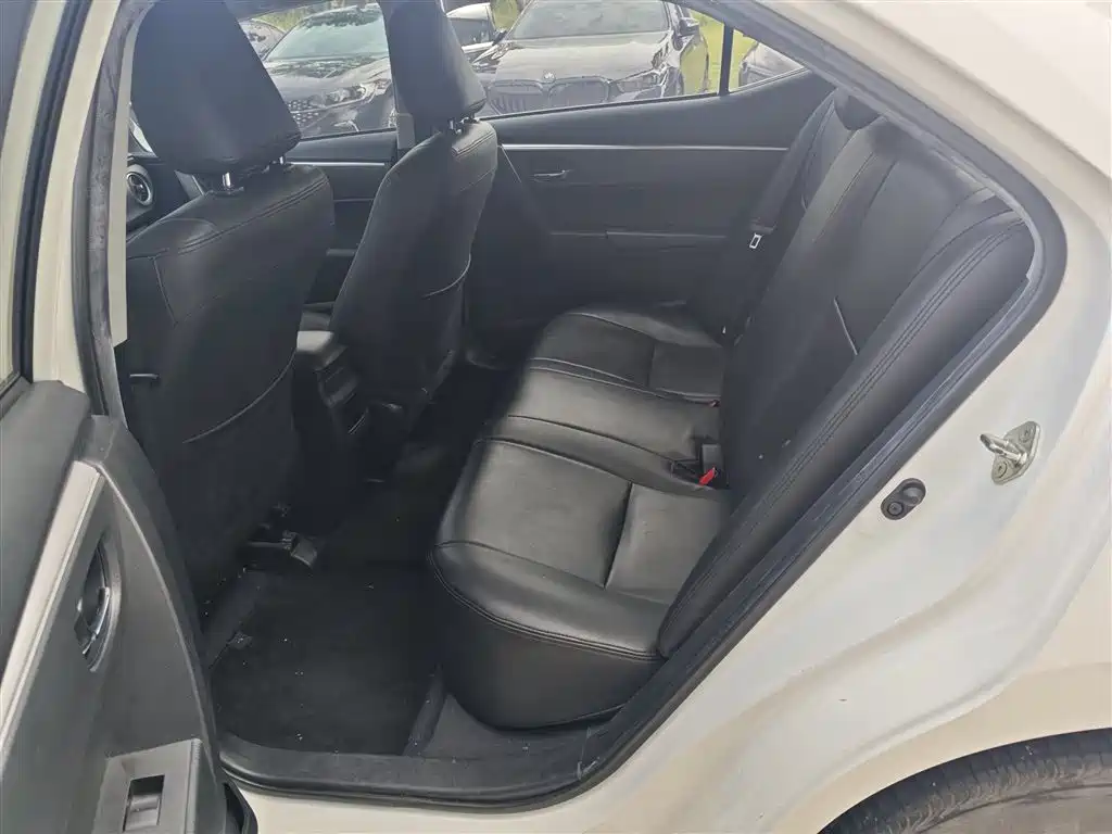 Toyota Corolla — миниатюра 7