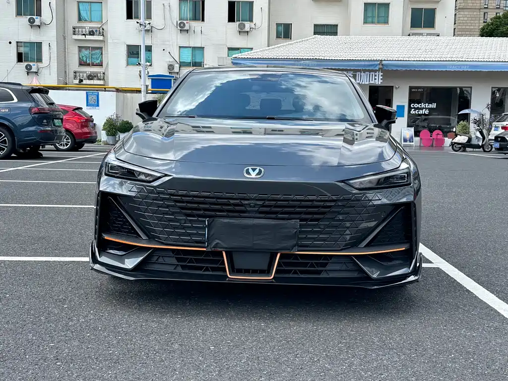 Changan UNI-V — миниатюра 2