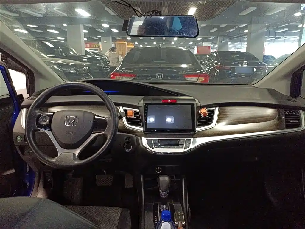 Honda Jade 2017 1.8L AT Comfort 5 мест