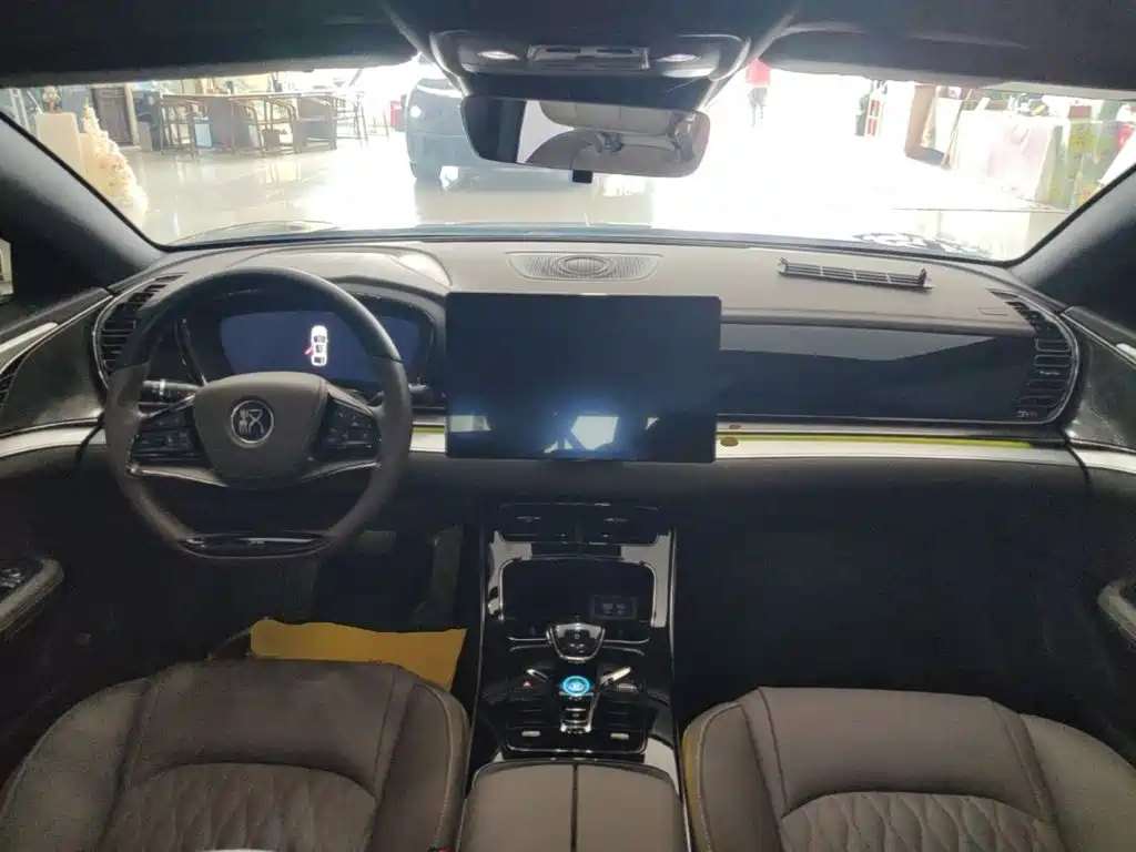 BYD Han — миниатюра 10