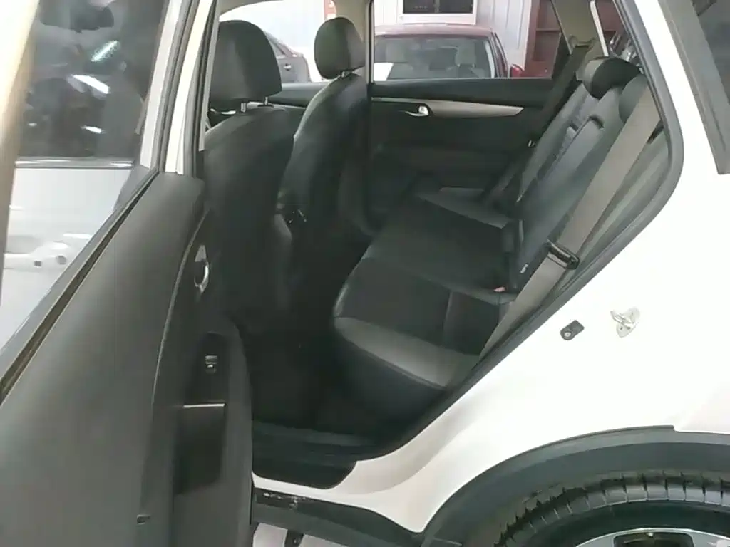 Kia Sportage — миниатюра 17